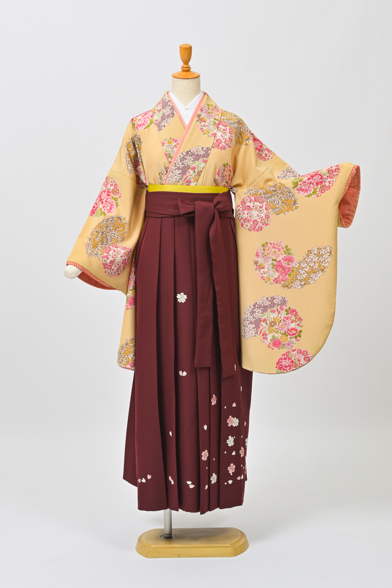 クリーム・手毬×花