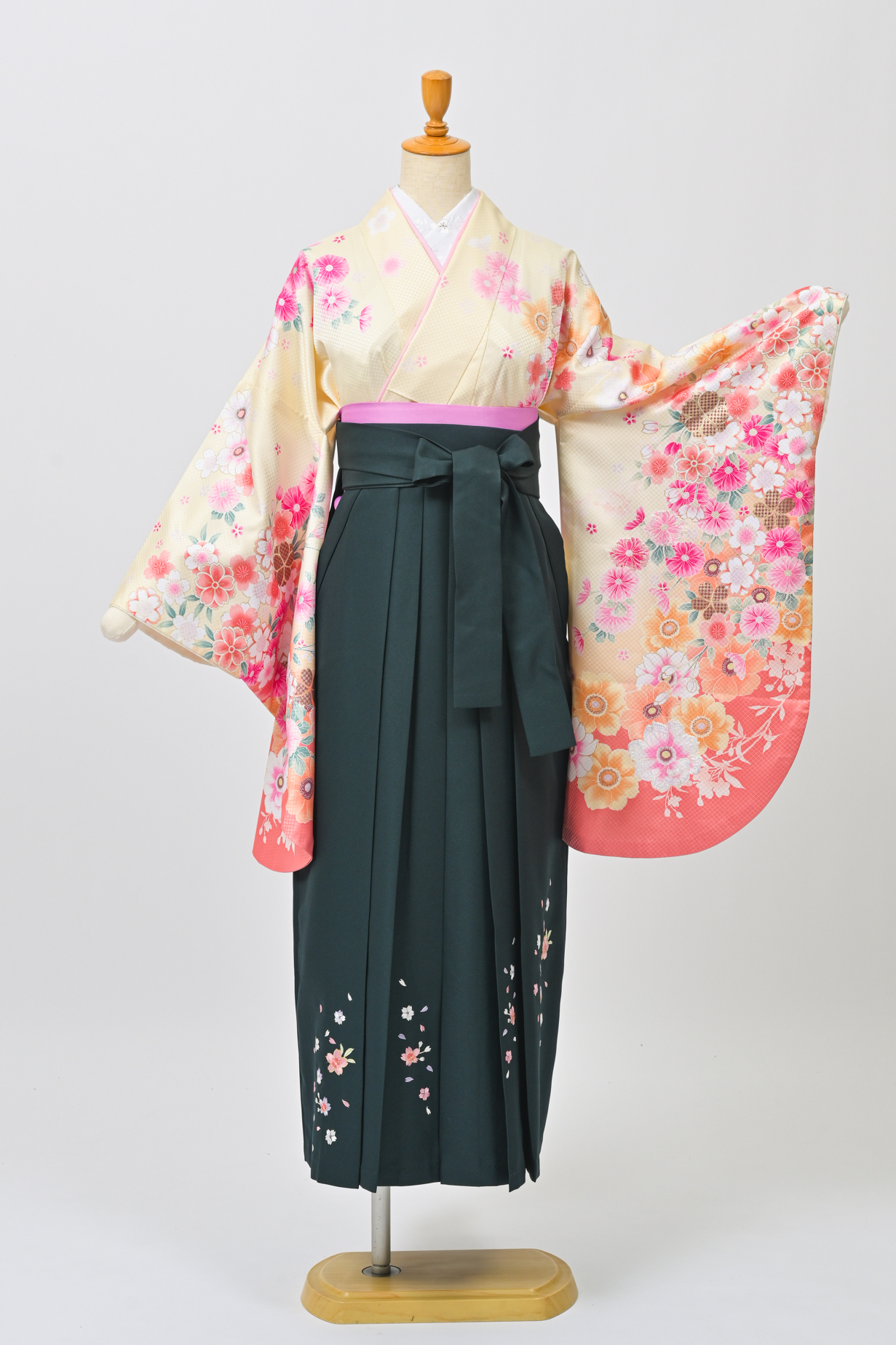 桜・万寿菊×クリーム