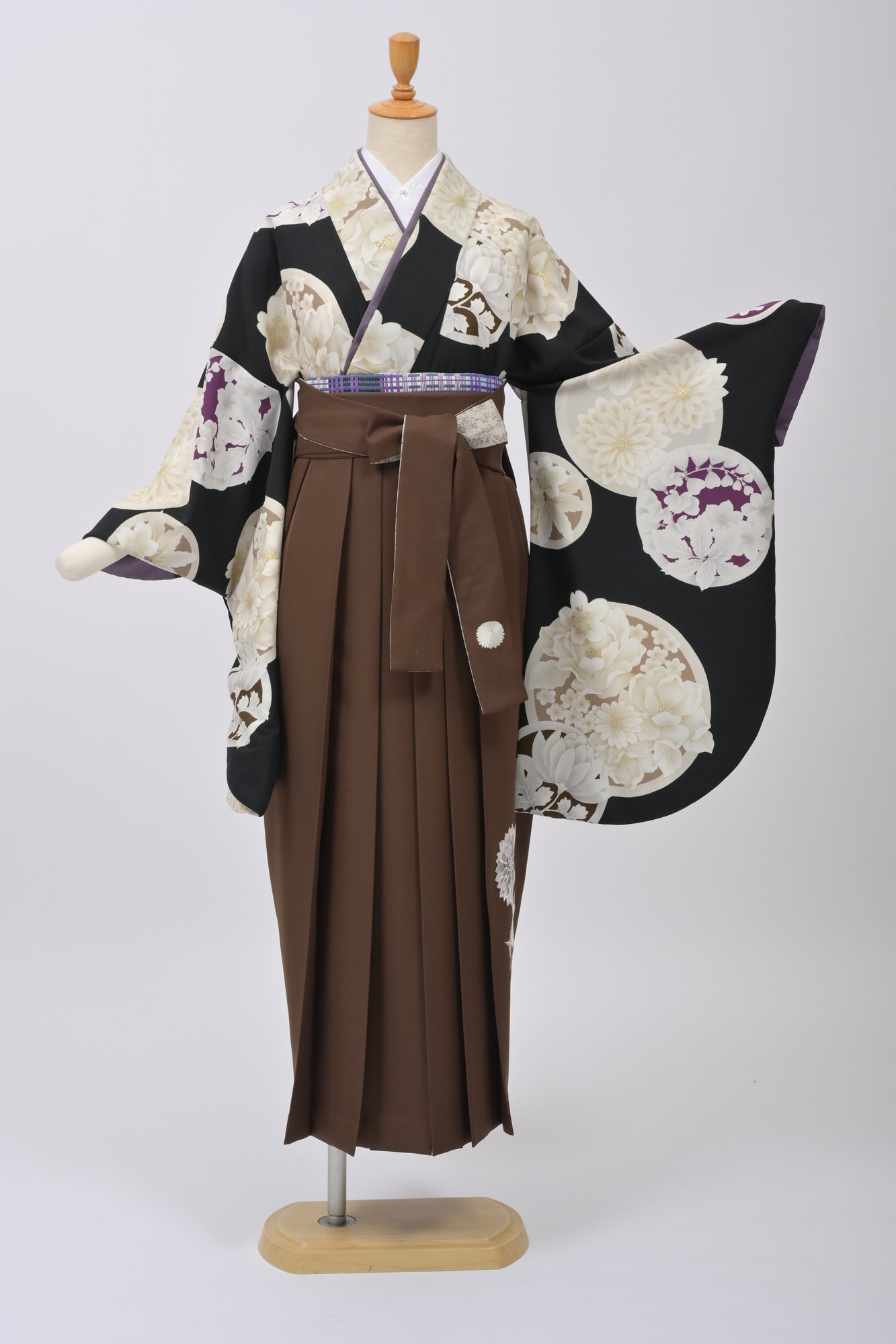 紅一点・花の丸紋×黒