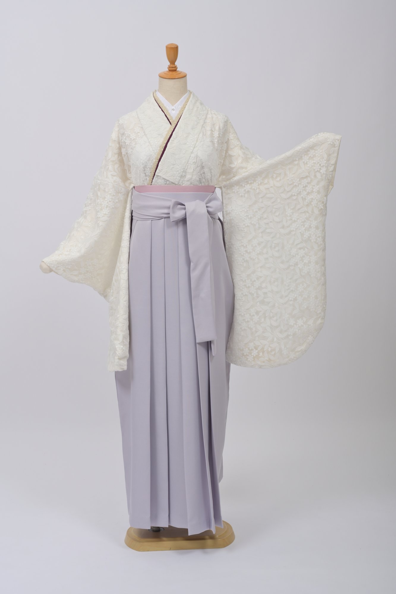 草花×レース・白色