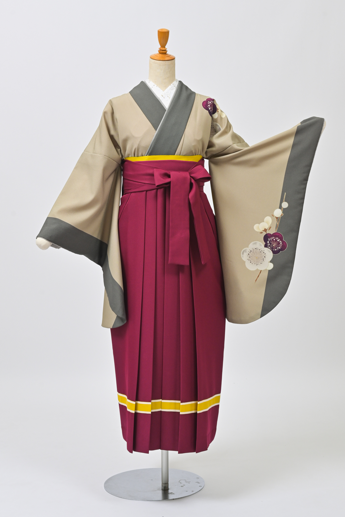 うつぶし色×梅